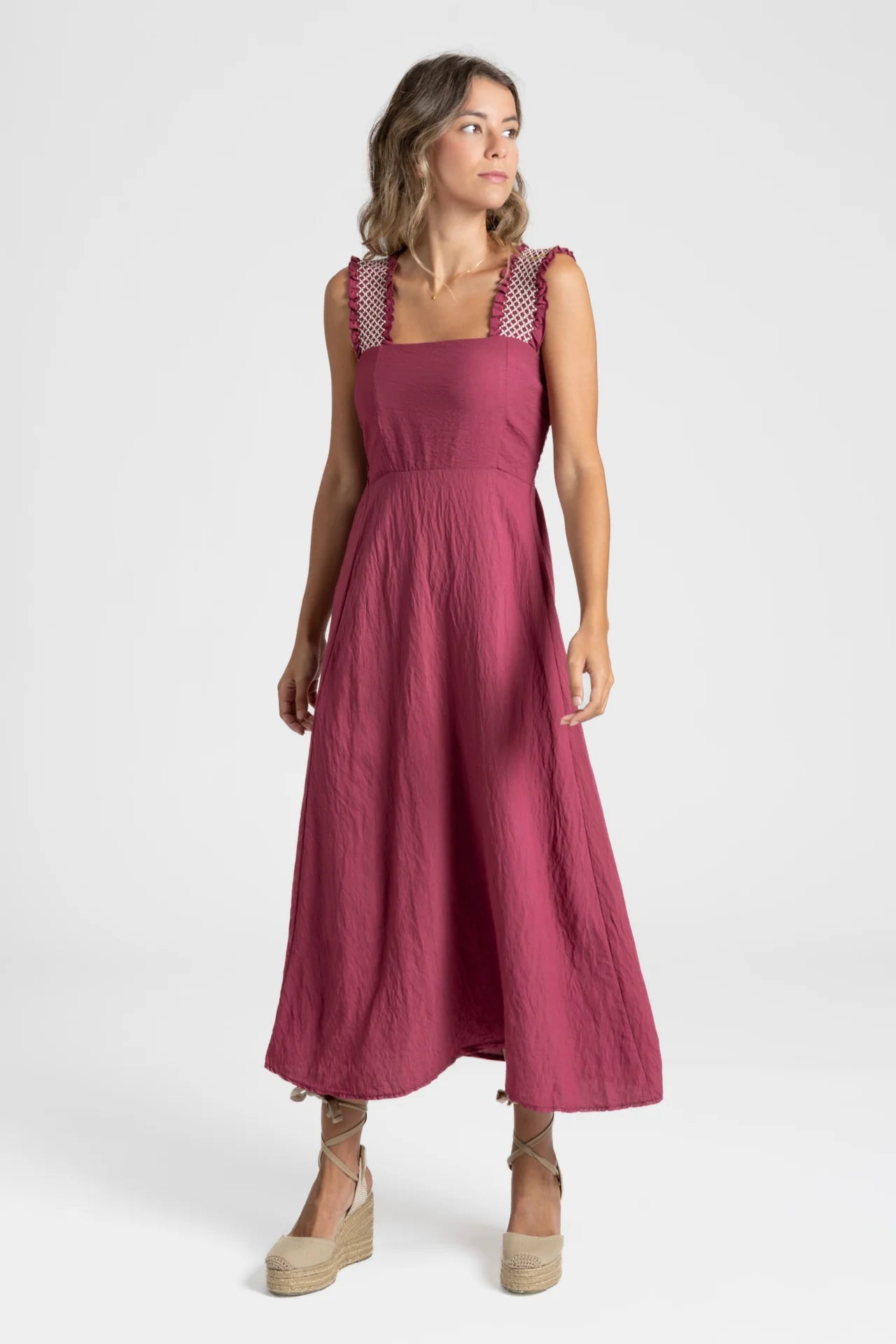 VESTIDO TIRANTES BURGUNDI