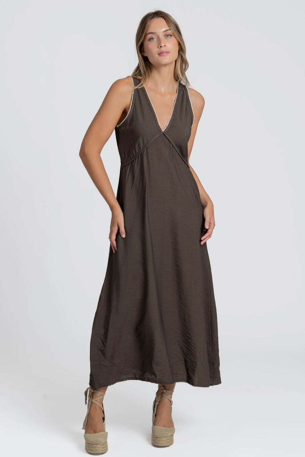 VESTIDO LINA BROWN